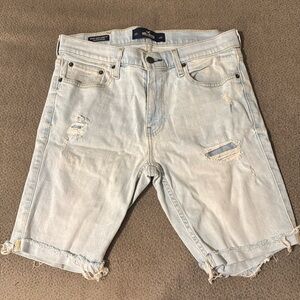 Never worn. New without tags. Hollister men’s jean shorts